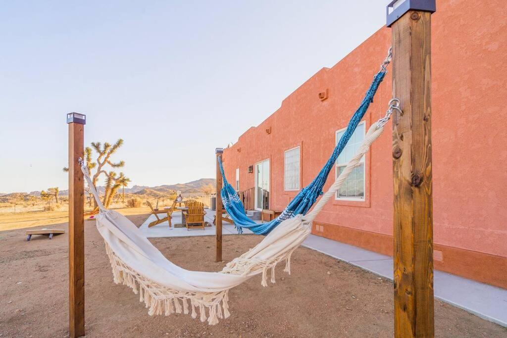 Near Pappy & Harriet'S + Rimrock Ranch W/ Hot Tub Villa Pioneertown Екстериор снимка