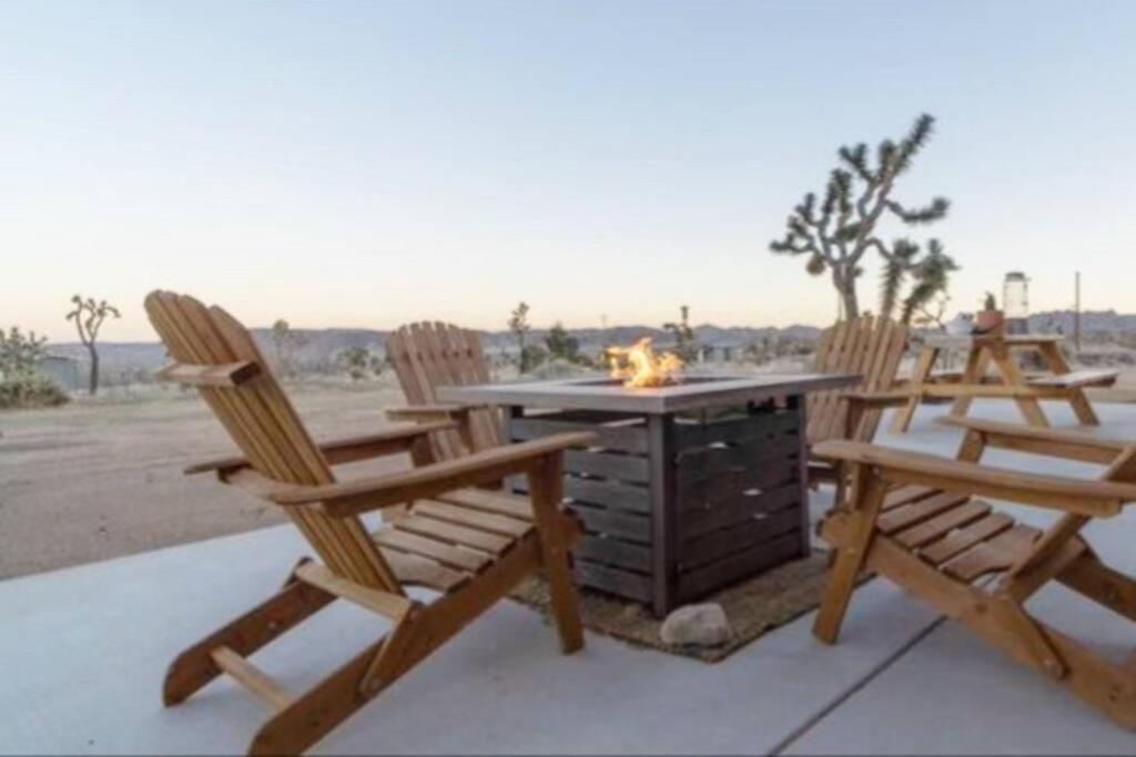 Near Pappy & Harriet'S + Rimrock Ranch W/ Hot Tub Villa Pioneertown Екстериор снимка